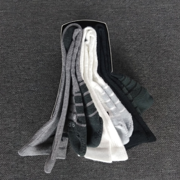 NWT 3 PAIR NIKE EVERYDAY MAX CUSHIONED CREW SOCKS - Picture 6 of 6